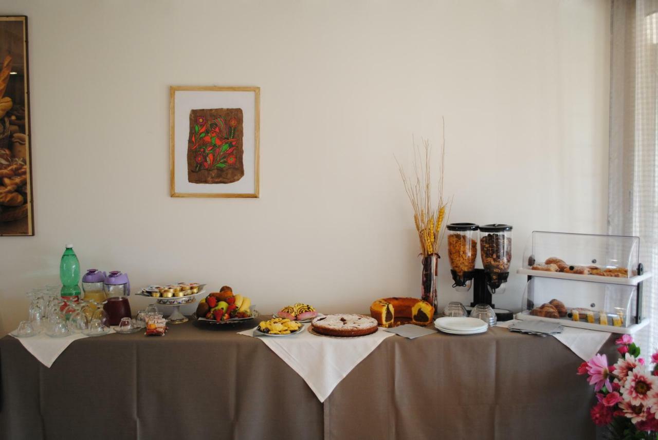 Villa Regina B&B Nettuno Extérieur photo